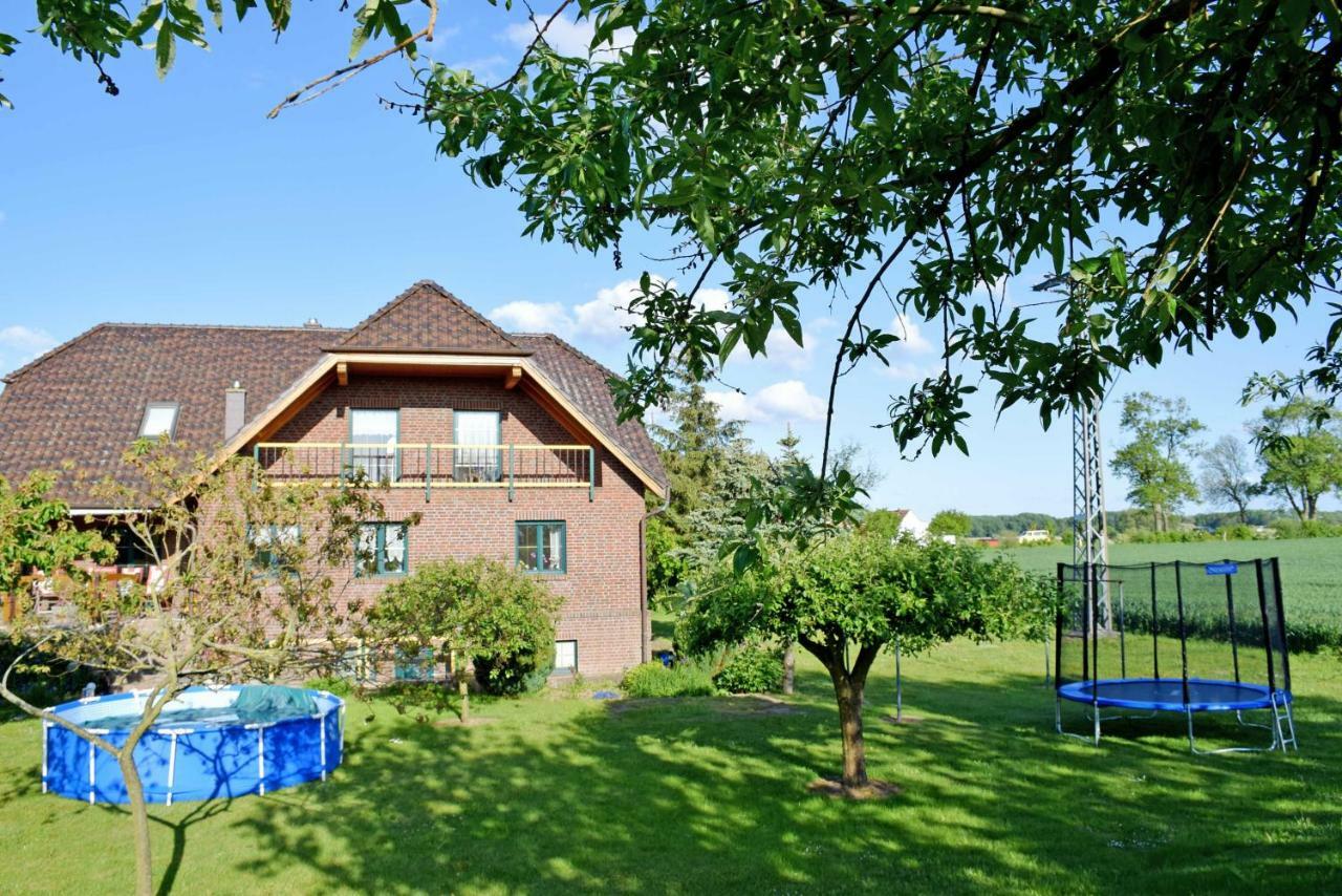 Ferienwohnung Zudar Auf Ruegen Luaran gambar